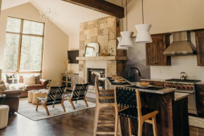 River'S Edge Retreat Home